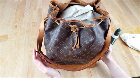 louis vuitton tasche innenfutter reinigen|cleaning louis vuitton zippers.